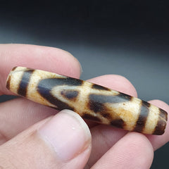 Old Himalayan Tibetan ZigZAg pattern Vein Eyes Natural Agate Amulet Dzi Beads