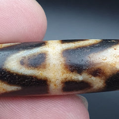 Old Himalayan Tibetan ZigZAg pattern Vein Eyes Natural Agate Amulet Dzi Beads
