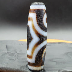 Protective Bead Amulet Vintage Old Indo Tibetan BLACK AND WHITE Agate pure 3 Eye