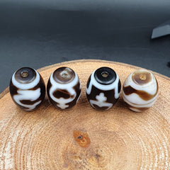N#501 Himalayan Indo Tibetan rare Patterns Dzi Amulet Bead lot 4 beads