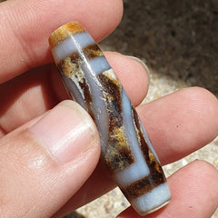 BD 29 HIMALAYAN Indo Tibetan Central Asian Rusted 2 eye Agate bead