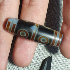 N#43 Himalayan Indo Tibetan Decorated Agate Eyes Patterns Dzi Amulet Bead