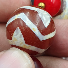 BEAUTIFUL LOT Vintage Old Himalayan Indo Tibetan Etched Agate Beads Necklace