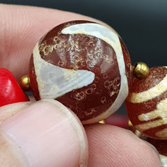 BEAUTIFUL LOT Vintage Old Himalayan Indo Tibetan Etched Agate Beads Necklace