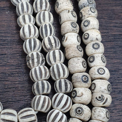 Lot 2 Old Tibetan Chinese Carved Necklace Tribal Decorated Beads Strands #2