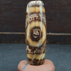 Rare Rusted Old Indo Tibetan Agate 2 Eye Agate stone Dzi Decorated Bead Amulet