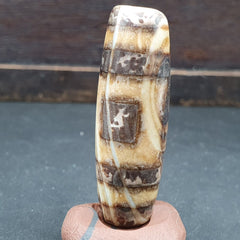 Rare Rusted Old Indo Tibetan Agate 2 Eye Agate stone Dzi Decorated Bead Amulet