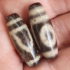 LOT 2 Eye BEADS Tibetan dzi bead old amulet Agate Tibet gzi pendant