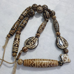 RARE Very Old PUMTEK BEADS Necklace petrifiedwood Great Patterns Necklace NC45