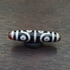 RarE pattern INDO TIBETAN Himalayan 8 Totem Eyes Red Agate bead Amulet Dzi