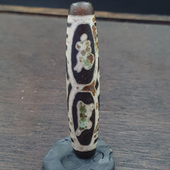 Very Unique Vintage Old Tibetan Agate Eyes Agate stone Dzi Bead Amulet