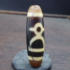 Very Unique Vintage Old Tibetan Lotus, treasure-vase Agate stone Dzi Bead Amulet