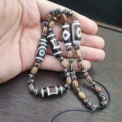 Vintage Antique Indo Tibetan Agate Beads Dzi Necklace
