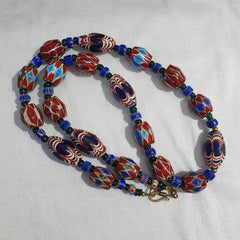 Stunning Vintage Venetian Style Chevron Feather Glass Beads Necklace N-44
