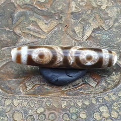 Tibetan 3 Eyes in Eyes Agate stone Dzi Bead Amulet AG-2