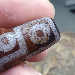 Tibetan 9 Eyes in Eyes Agate stone Dzi Bead Amulet AG-3