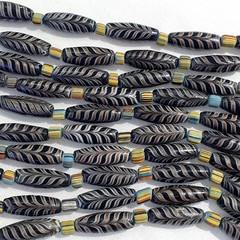 Vintage Aventurine Fancy Feather Beads 25-24 x9.5MM Black GLASS BEADS Necklace