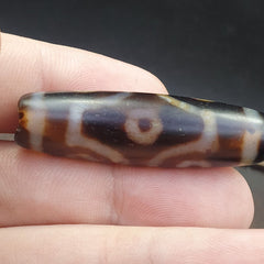 Old Tibetan Very unique 6 Eyes Agate stone Dzi Bead Amulet