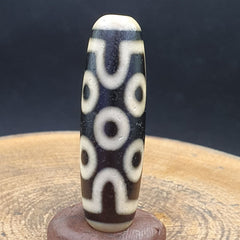 Vintage Old Tibetan 7 Eyes Dzi Bead Amulet