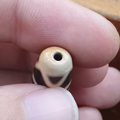 Vintage Old Tibetan 3 eyes in eye Dzi Bead Amulet