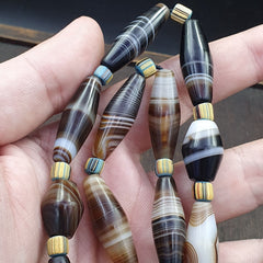 Antique Yemeni Middle Eastern Agate Eyes Patterns Suleimani Agate Necklace