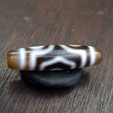 Vintage Tibetan triple Eyes Agate stone Dzi Bead Amulet HQ-A-4