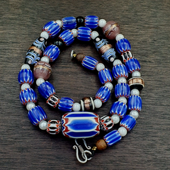 The Timeless Elegance of Venetian Style Blue Chevron Beads Necklace BCN-1