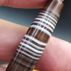 Vintage Old Yemeni Agate Natural Rare pattern Banded Agate Bead YM-8