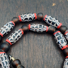 Vintage Feather Style Unique Pattern Trade Beads Beaded Necklace