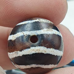 ETC-11-2 Antique Tibetan Etched Agate Bead Decorated Carnelian Beads