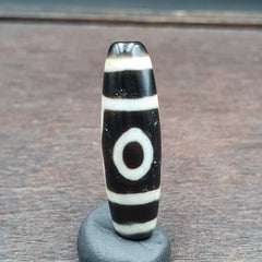 Vintage Old Himalayan Indo Tibetan Eye Agate Beads Unique pattern STB-9