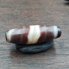 rare and unique Pattern Yemeni Middle Eastern Natural Candy Agate Amulet