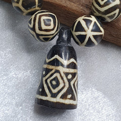 South Asian Antique Pumtek Pyu beads necklace rare patterns Pendants