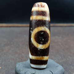 Rusted Tibetan bead old agate 2 eyed ancient Style dzi pure amulet tibet eyes