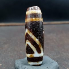 Rusted Tibetan bead old agate 2 eyed ancient Style dzi pure amulet tibet eyes