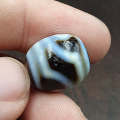 Himalayan Indo Tibetan 2 Eyes Patterns Dzi Agate Amulet Bead