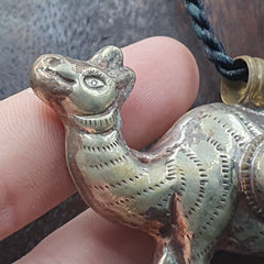 Wonderful Pearl on Mysterious Animal Figurine pendent Tibetan Pendant necklace