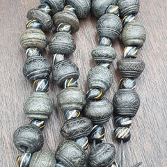 Lot 20 Antique Carving Decorated Stone Beads Strand From Swat Valley 14-16mm