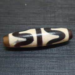 Old Himalayan Indo Tibetan Agate DZI Bead Tigerteeth pattern