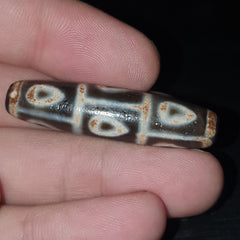 Vintage Old Himalayan Indo Tibetan 9 Eyes Agate Beads Unique pattern