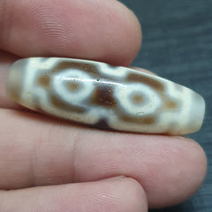 High Quality 4 Round Eyes Old Himalayan Indo Tibetan Agate DZI Bead
