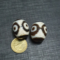 Lot 2 Beads Indo Tibetan 3 eyes Pattern Agate Dzi Amulet Beads