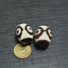 Lot 2 Beads Indo Tibetan 3 eyes Pattern Agate Dzi Amulet Beads