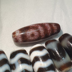 Lot 9 Vintage Tibetan Unique pattern Eyes Agate stone Dzi Bead Amulet