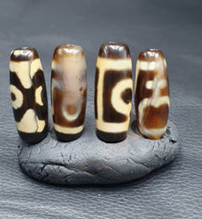 Lot 4 Beads Indo Tibetan Beautiful Pattern Agate Dzi Amulet Beads