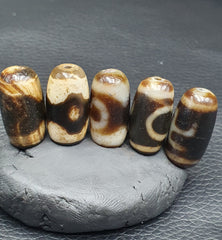 Lot 5B Beads Indo Tibetan Beautiful Pattern Agate Dzi Amulet Beads