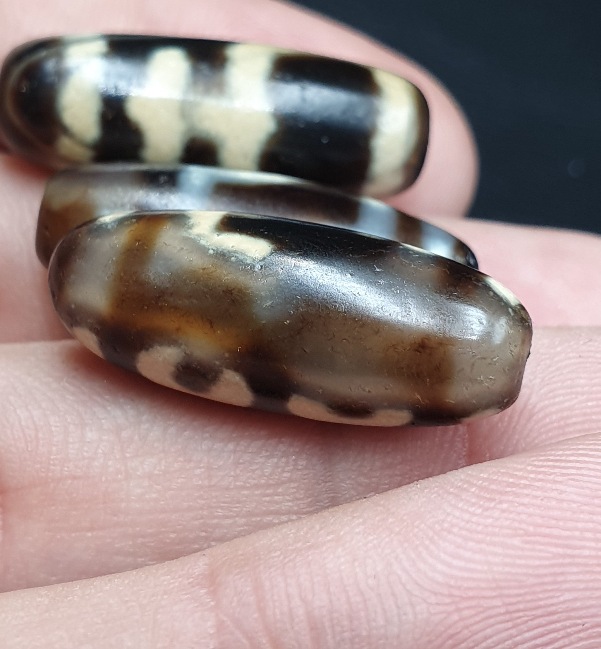 Himalayan Indo Tibetan Eyes Pattern Agate Dzi Amulet Bead lot 3 beads LB3