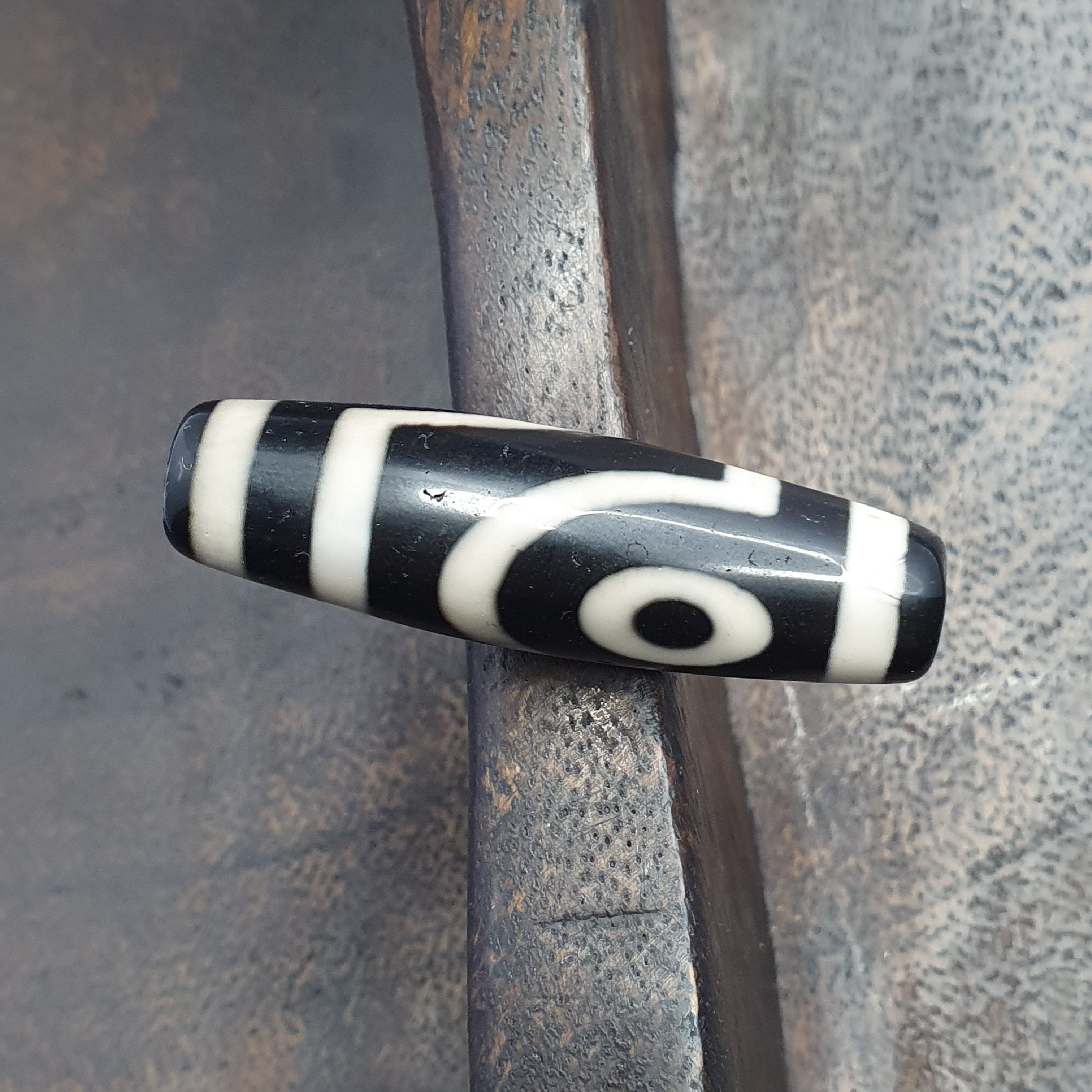 2 Eyes Tibetan Agate Dzi Bead Amulet