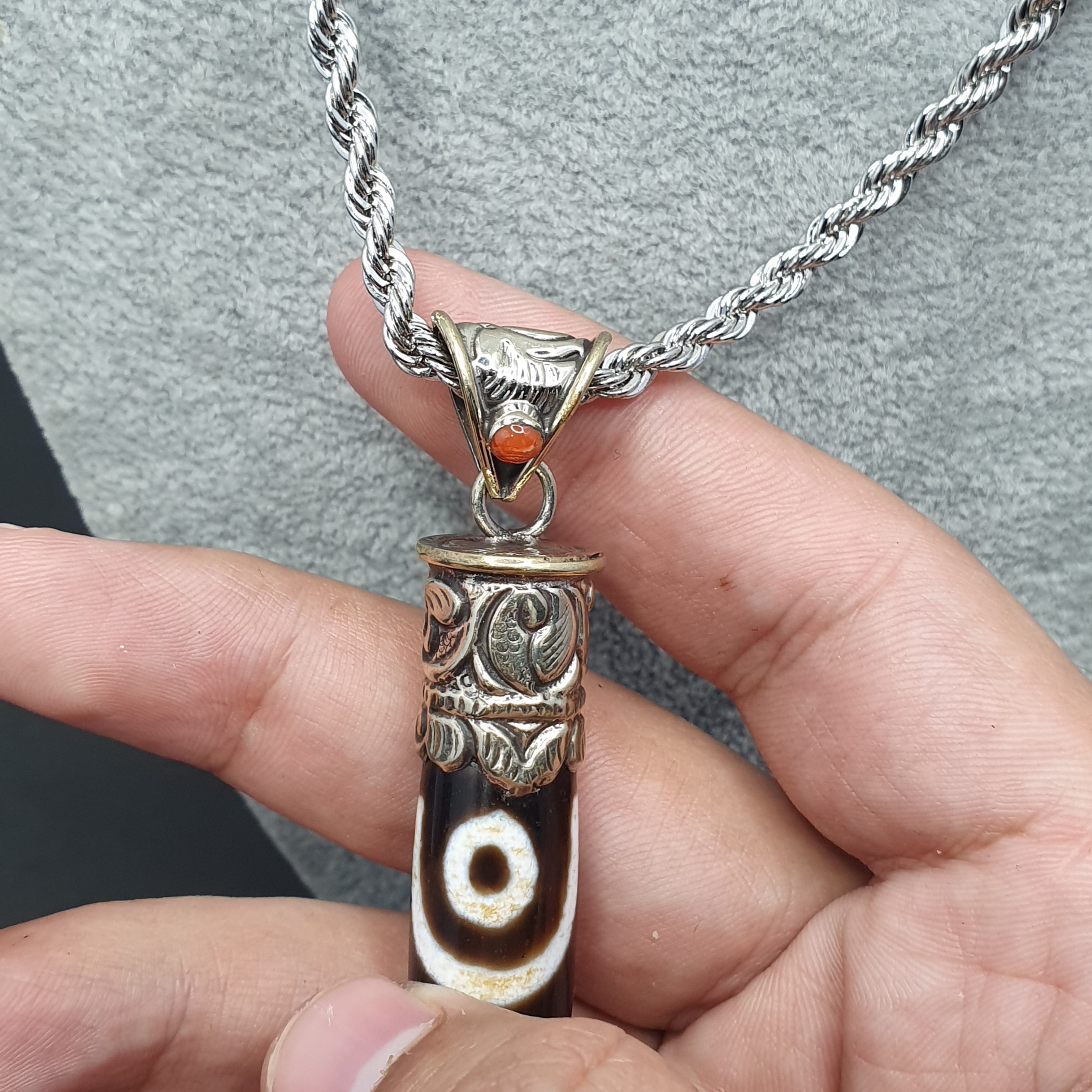 Vintage Tibetan 2 Eyes Agate & Brass Pendant Necklace