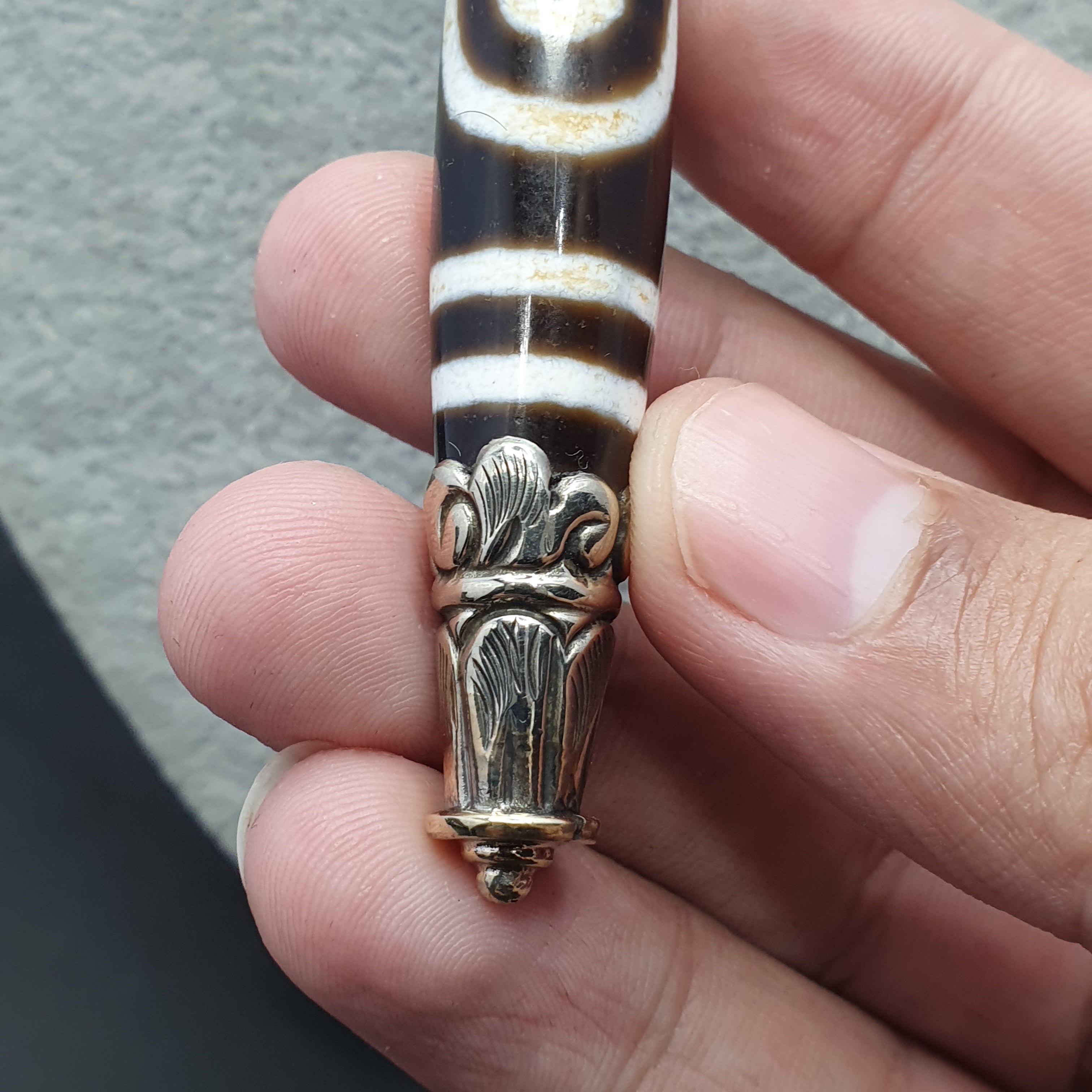 Vintage Tibetan 2 Eyes Agate & Brass Pendant Necklace